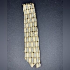 Nice tie ready to go!